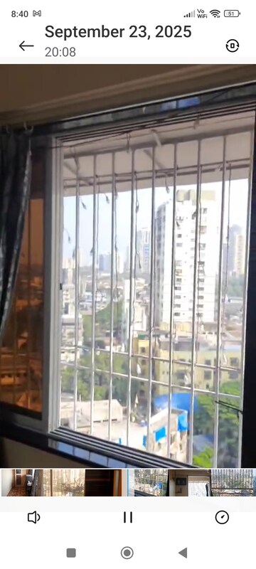 Team Area in 2 BHK Apartment at Hilton Residency, Byculla West – for Sale