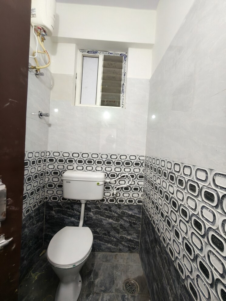 Bathroom, kondapur 1 Bedroom 1000 Sq.Ft. Apartment In Kondapur Hyderabad 9229073