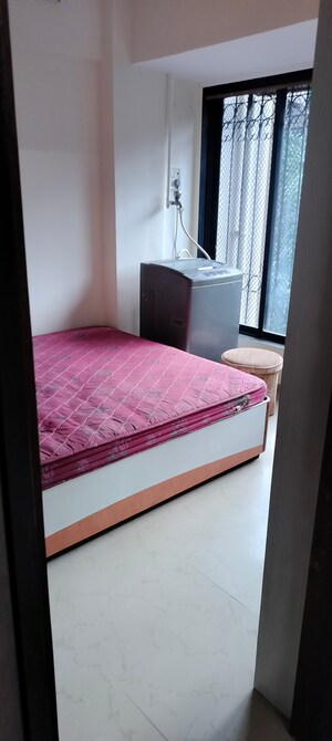 1 BHK Apartment For Rent in Rohit Apartments, Andheri West