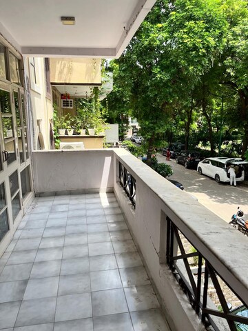 Balcony in 3 BHK Builder Floor at Unitech South City II, Sector 50 – for Rent