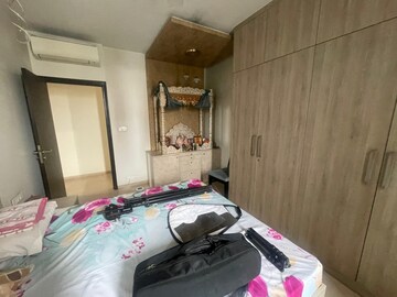 Bedroom in 3 BHK Apartment at Oberoi Exquisite Goregaon, Goregaon East – for Rent