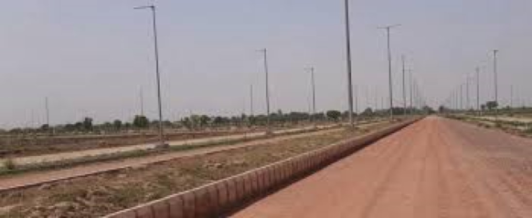 Plot For Sale in Sector 20 Yamuna Expressway