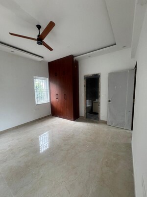 Room in 3 BHK Apartment at Sai Enclave Indiranagar, Indiranagar – for Rent