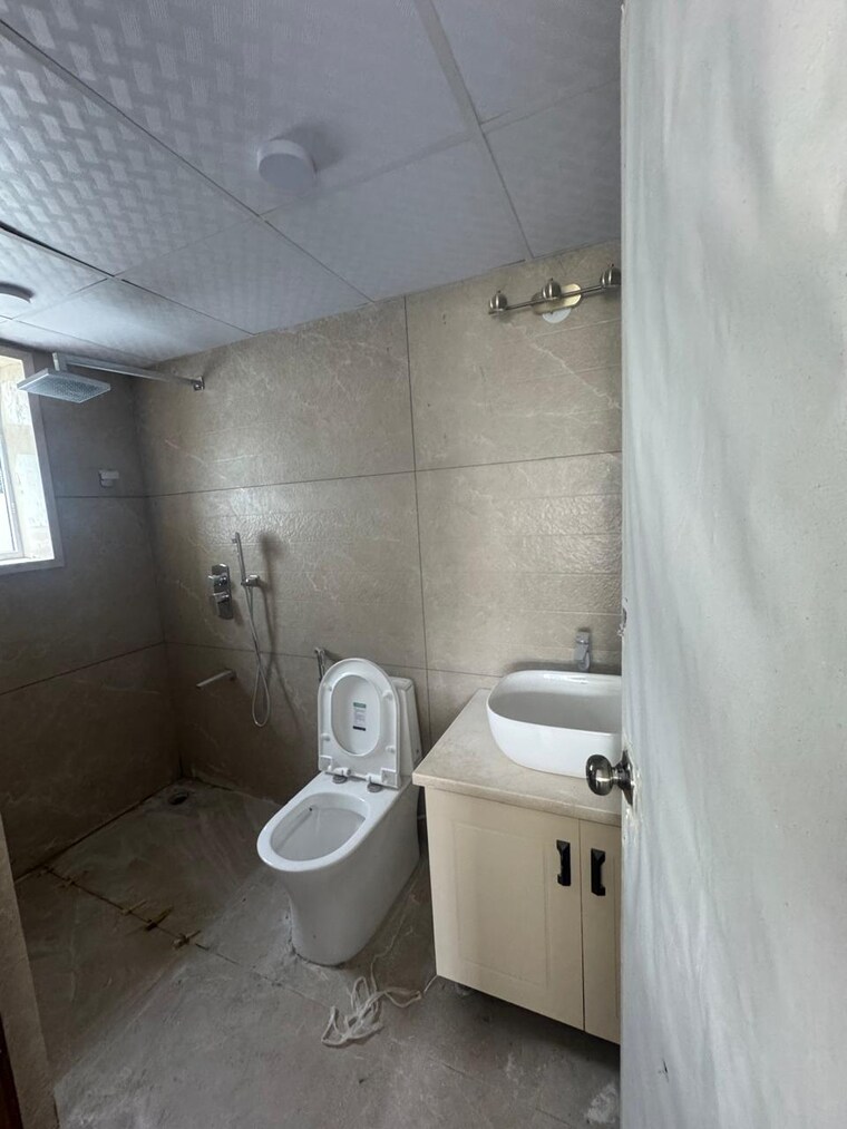 Bathroom, sai-enclave-indiranagar 3 Bedroom 2000 Sq.Ft. Apartment In Indiranagar Bangalore 9229102