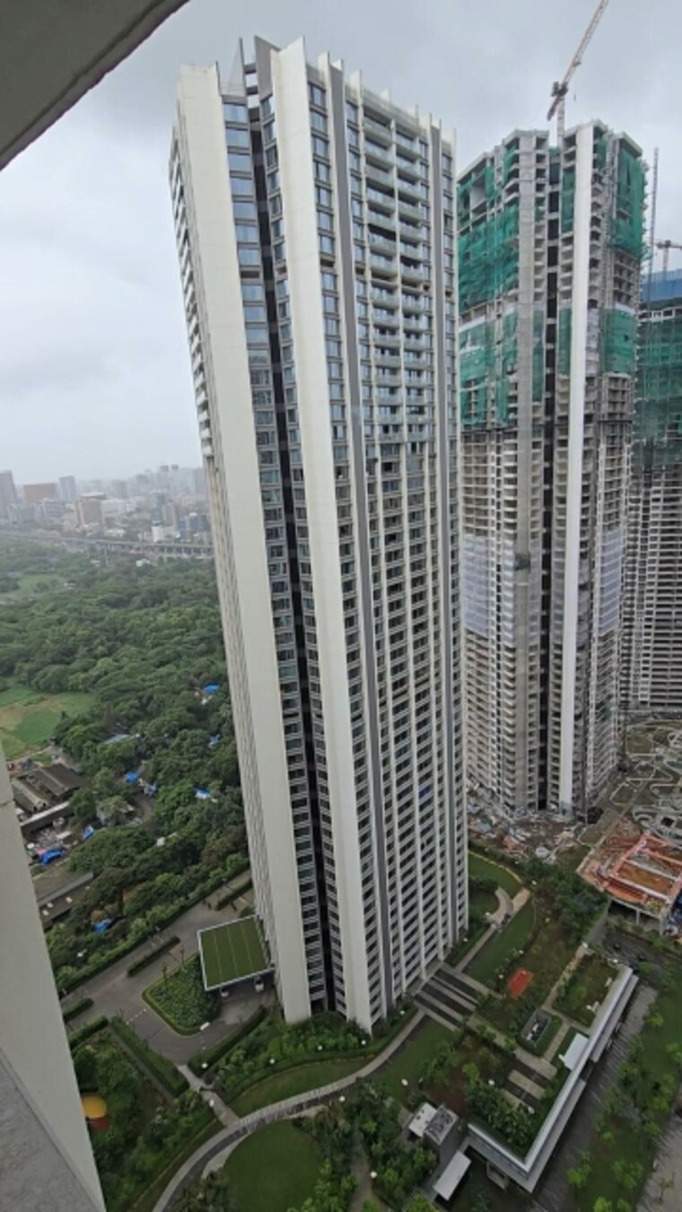 Exterior View, oberoi-exquisite-goregaon 3 Bedroom 1300 Sq.Ft. Apartment In Goregaon East Mumbai 9229149