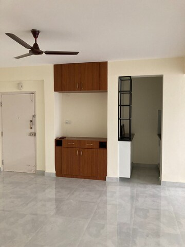 Room in 2 BHK Apartment at Prabhu Kunj Indiranagar, Indiranagar – for Rent
