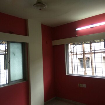 Room in 1 BHK Apartment at Nirmala Niwas, Dr Deshmukh Marg – for Rent