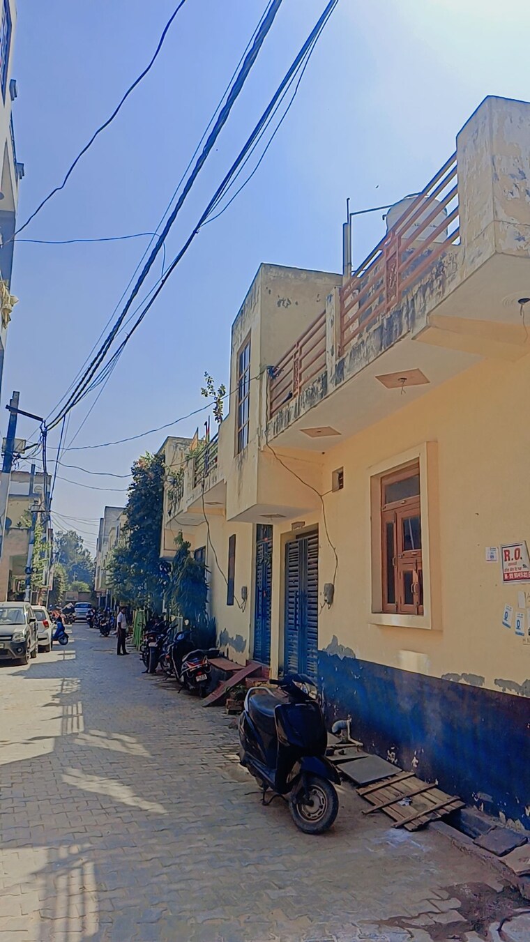 Exterior View, vrindavan-garden 2 Bedroom 100 Sq.Yd. Independent House In Sector 16b Greater Noida Greater Noida 9229124