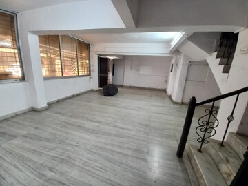 Parking in 3 BHK Apartment at Hiranandani Gardens, Powai – for Rent