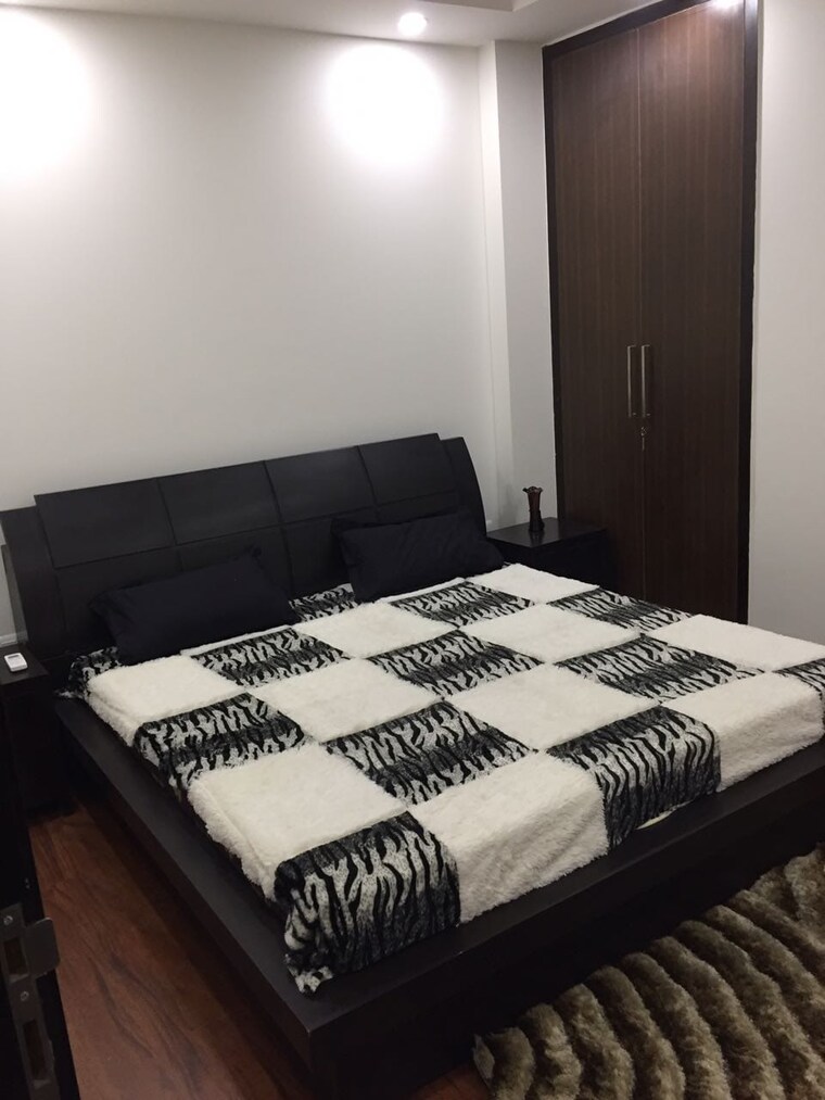 Bedroom, lajpat nagar 4 3 Bedroom 1250 Sq.Ft. Apartment In Lajpat Nagar 4 Delhi 9229169