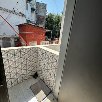 Balcony in 1 BHK Builder Floor at Kotla Mubarakpur – for Rent