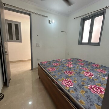 Bedroom in 1 BHK Builder Floor at Kotla Mubarakpur – for Rent