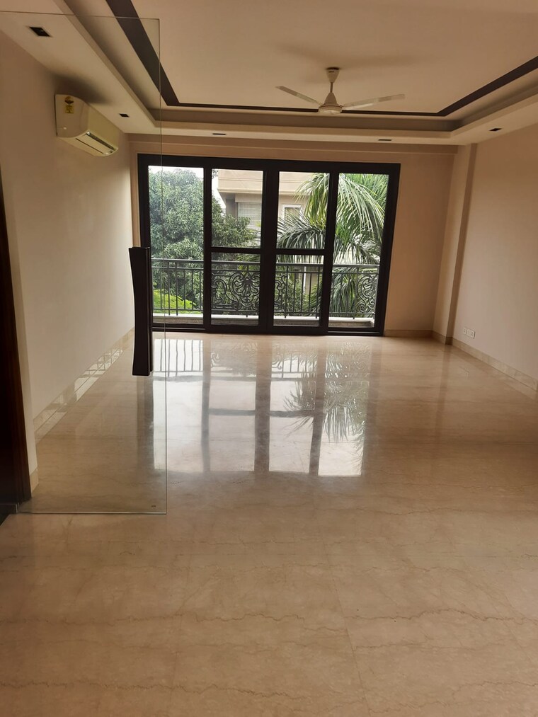Room, greater kailash i 4 Bedroom 4500 Sq.Ft. Apartment In Greater Kailash I Delhi 9229177