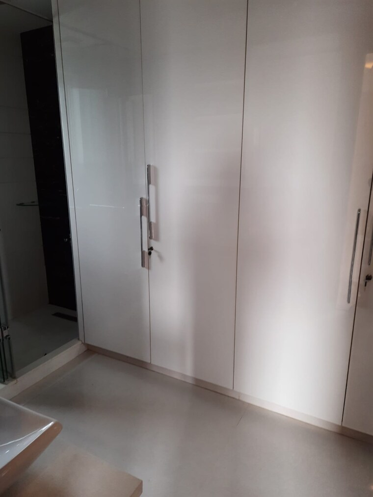 Room, greater kailash i 4 Bedroom 4500 Sq.Ft. Apartment In Greater Kailash I Delhi 9229177