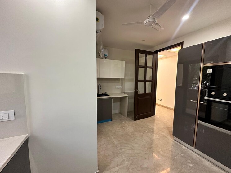 Kitchen, anand niketan 4 Bedroom 2700 Sq.Ft. Apartment In Anand Niketan Delhi 9229192
