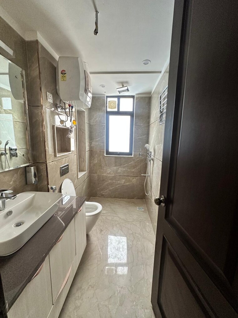Bathroom, anand niketan 4 Bedroom 2700 Sq.Ft. Apartment In Anand Niketan Delhi 9229192