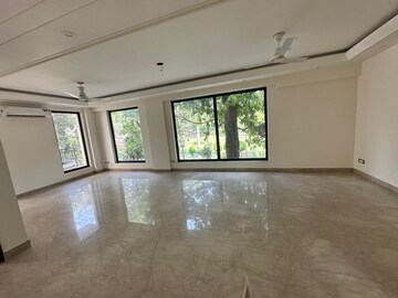 Room in 4 BHK Apartment at Anand Niketan – for Rent