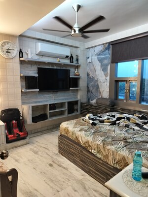Bedroom in 3 BHK Builder Floor at Sector 15 Dwarka – for Sale