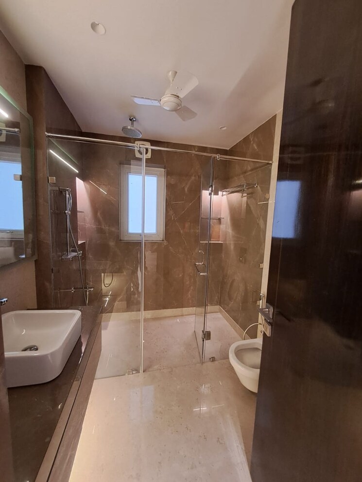 Attached Bathroom, greater kailash ii 4 Bedroom 4500 Sq.Ft. Apartment In Greater Kailash ii Delhi 9229211