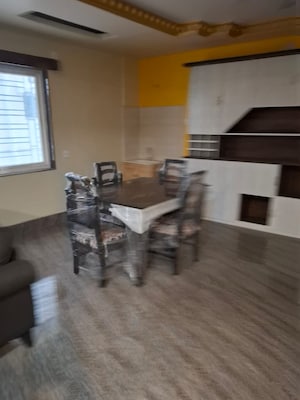 Team Area in 3 BHK Apartment at City Centre, Salt Lake City – for Sale