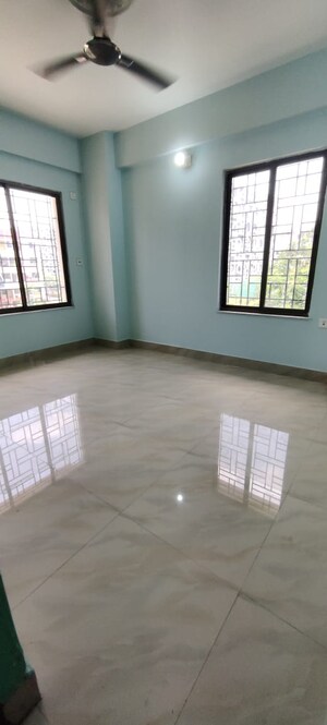 Room in 2 BHK Apartment at City Centre, Salt Lake City – for Sale