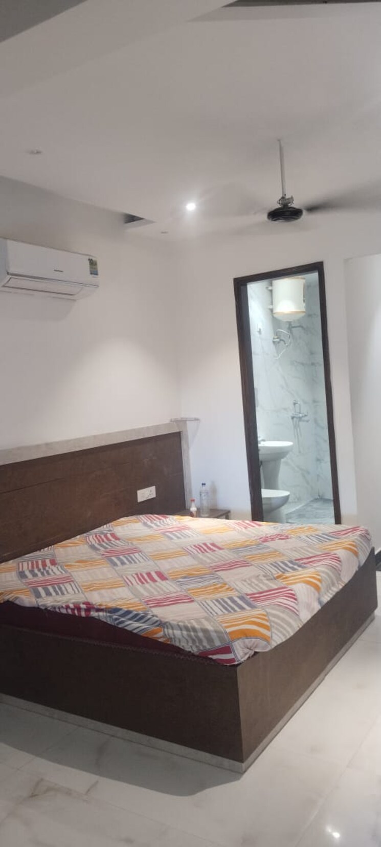 Bedroom, singla-south-city 1 Bedroom 700 Sq.Ft. Apartment In Lohgarh Zirakpur 9229254