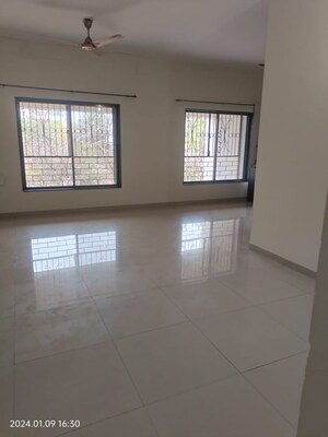 Room in 3 BHK Apartment at Nilaya CHS, Pashan – for Rent