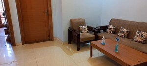 Living Room in 3 BHK Builder Floor at SAS Tower, Sector 38 – for Rent