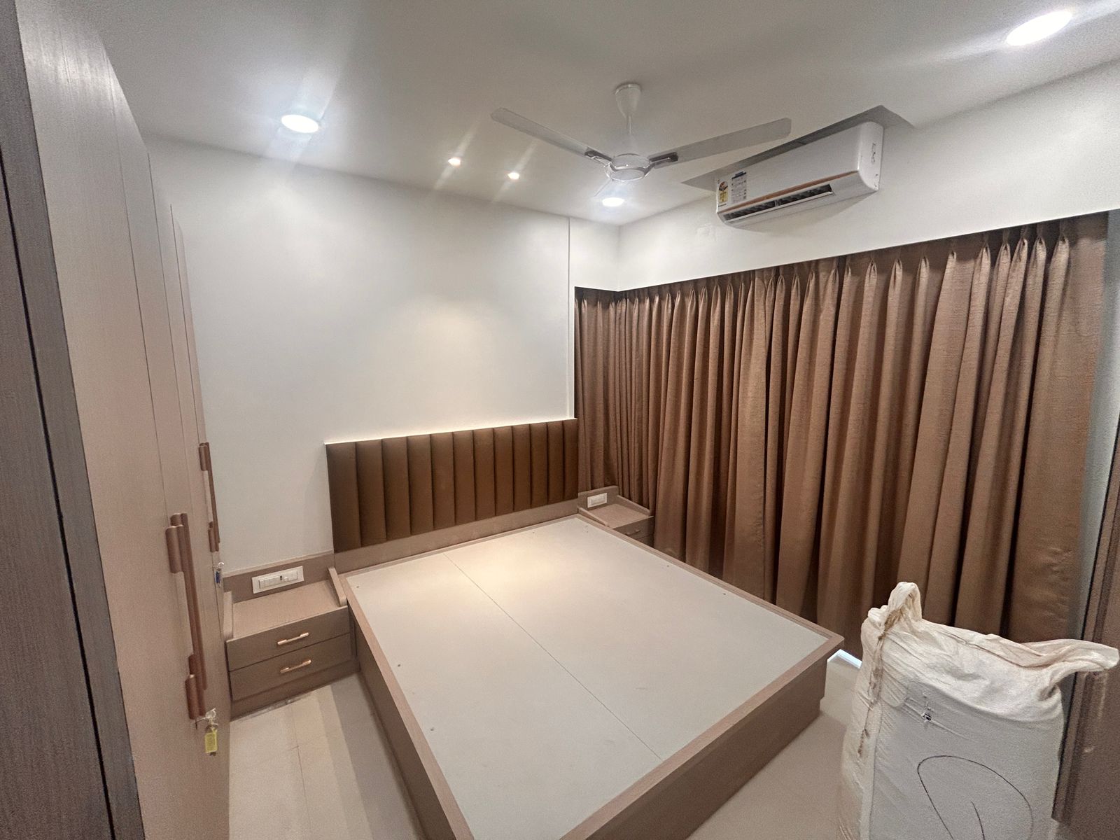 1.5 BHK Apartment For Rent in Sheth Avante