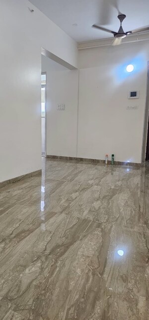 Room in 3 BHK Apartment at VTP Solitaire, Baner – for Rent