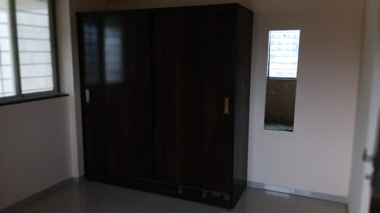 Room, shree-manibhadra-wakad-centre 1 Bedroom 680 Sq.Ft. Apartment In Wakad Pune 9229320