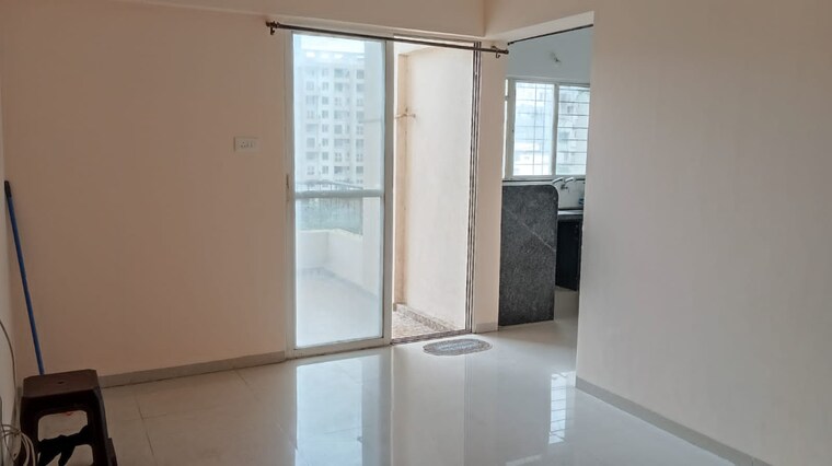 Room, shree-manibhadra-wakad-centre 1 Bedroom 680 Sq.Ft. Apartment In Wakad Pune 9229320
