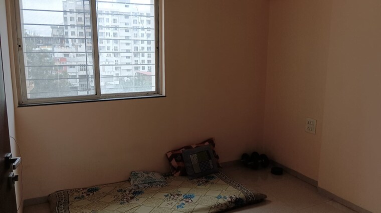 Room, shree-manibhadra-wakad-centre 1 Bedroom 680 Sq.Ft. Apartment In Wakad Pune 9229320