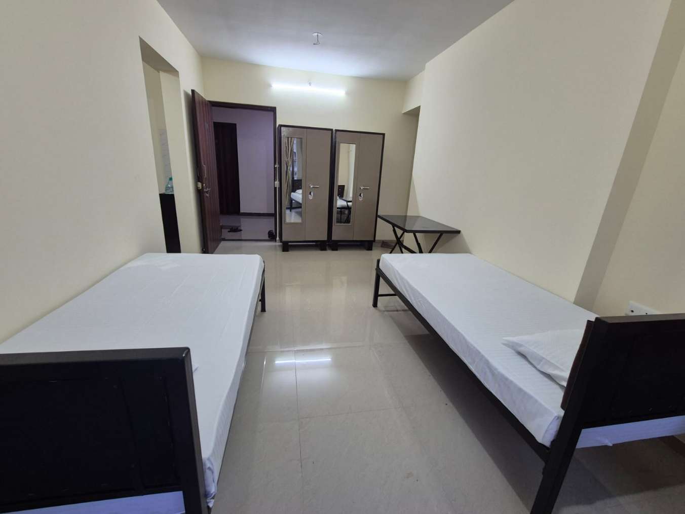 2 BHK Apartment For Rent in Green View Ghansoli