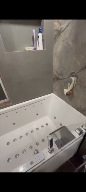 Furnished Amenities in 4 BHK Apartment at Paradise Lifespaces Sai World City, New Panvel – for Sale