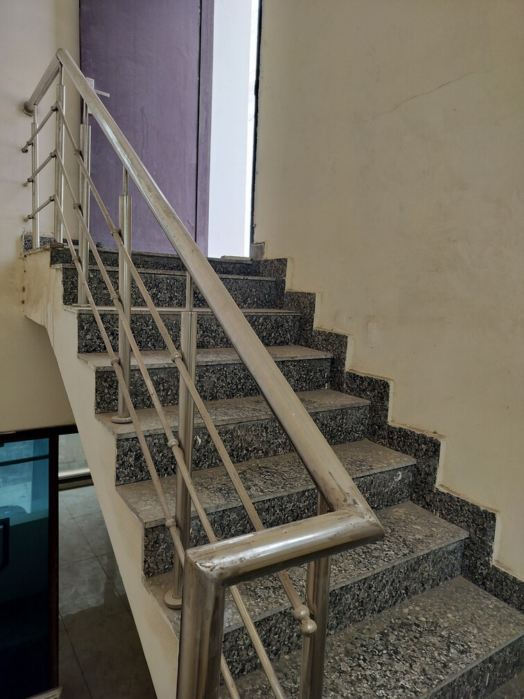 Cover Image, sector 3 greater noida 2 Bedroom 120 Sq.Mt. Independent House In Sector 3 Greater Noida Greater Noida 9229382