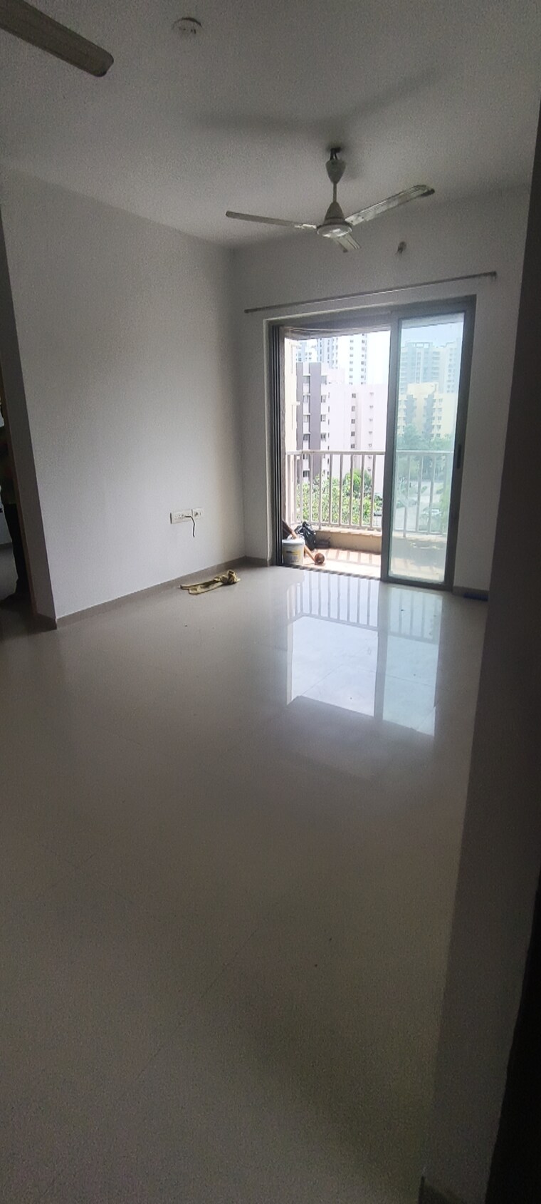 Hall, lodha-casa-rio 1.5 Bedroom 598 Sq.Ft. Apartment In Dombivli East Thane 9229391