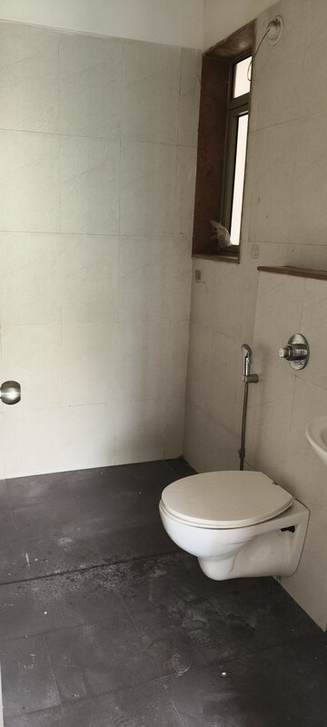 Bathroom in 1.5 BHK Apartment at Lodha Casa Rio, Dombivli East – for Rent