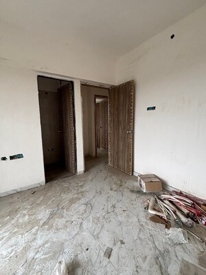 Room in 3 BHK Apartment at Dattani Vertex, Vasai West – for Rent