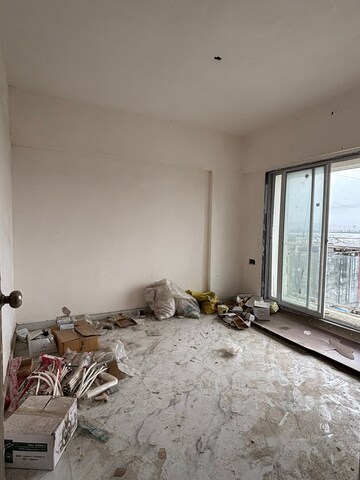 Room in 3 BHK Apartment at Dattani Vertex, Vasai West – for Rent