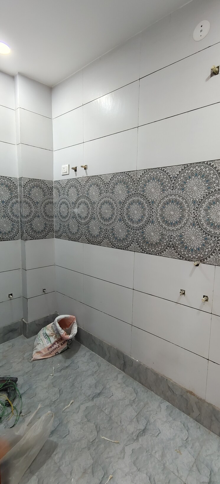 Bathroom, kakrola 2 Bedroom 630 Sq.Ft. Builder Floor In Kakrola Delhi 9229430