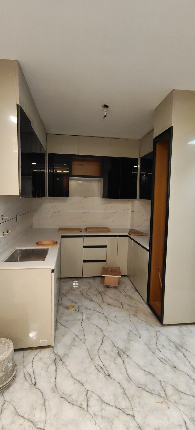 Kitchen, kakrola 3 Bedroom 1000 Sq.Ft. Builder Floor In Kakrola Delhi 9229431