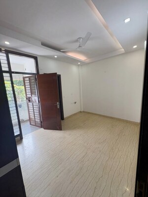 Master Bedroom in 2 BHK Builder Floor at Kalkaji – for Rent