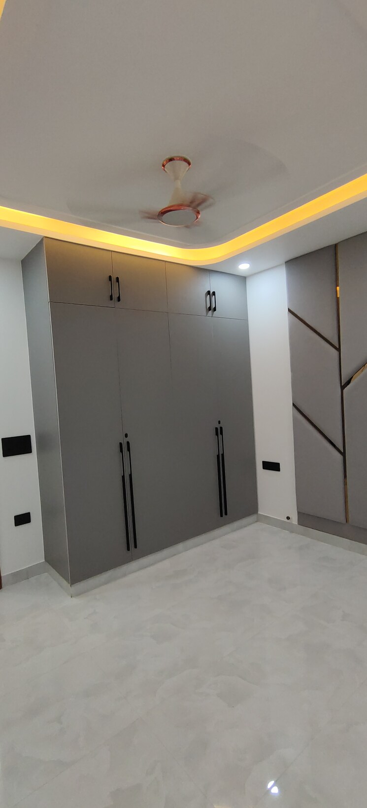 Room, kakrola 3 Bedroom 1000 Sq.Ft. Builder Floor In Kakrola Delhi 9229432