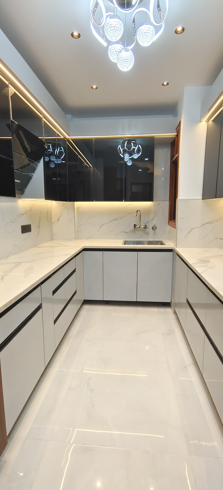 Kitchen, kakrola 3 Bedroom 1000 Sq.Ft. Builder Floor In Kakrola Delhi 9229432