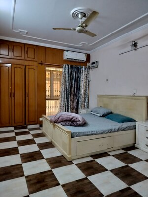 Master Bedroom in 4 BHK Apartment at Sarita Vihar – for Rent