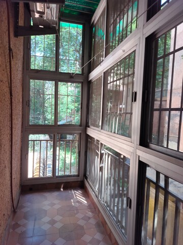  4 BHK Apartment at Sarita Vihar – for Rent