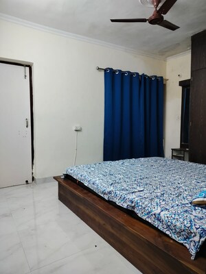 Bedroom in 2.5 BHK Apartment at Sarita Vihar – for Rent