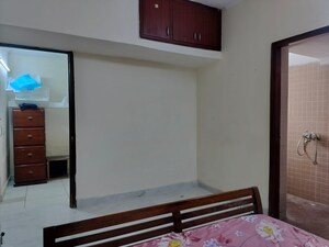 Bedroom in 2.5 BHK Apartment at Sarita Vihar – for Rent