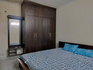 Bedroom in 2.5 BHK Apartment at Sarita Vihar – for Rent